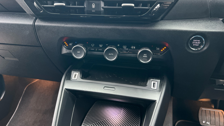 Citroen C4 1.2 PureTech [130] Shine Plus 5dr Auto Petrol Hatchback